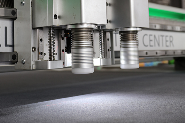 得马高速裁切机F11